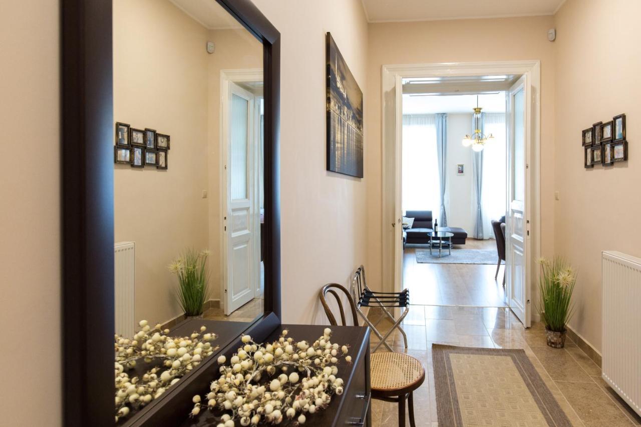 Elegant Apartment With Buda Castle View บูดาเปสต์ ภายนอก รูปภาพ